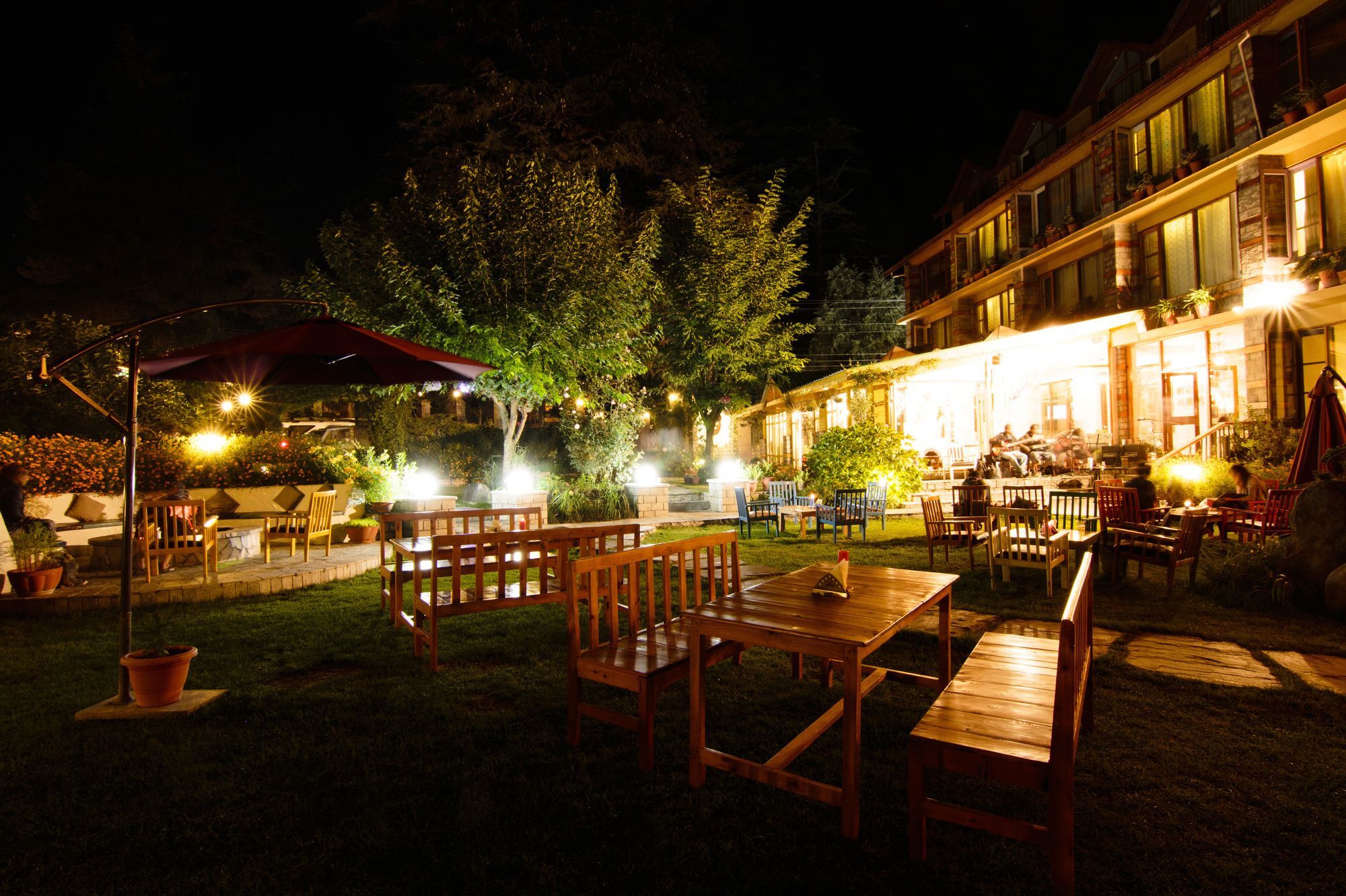 Johnson Lodge & Spa Manāli Eksteriør billede